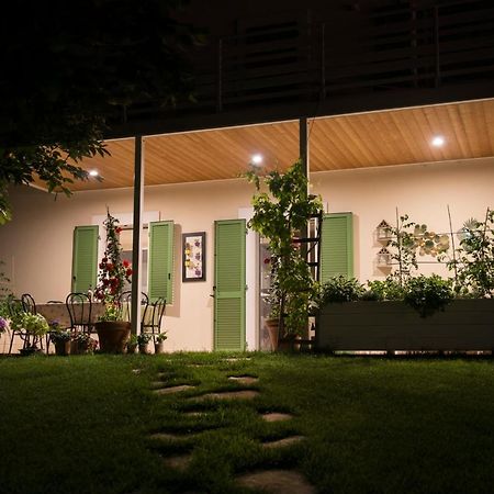 Giuliveto Bed And Breakfast フォリーニョ エクステリア 写真