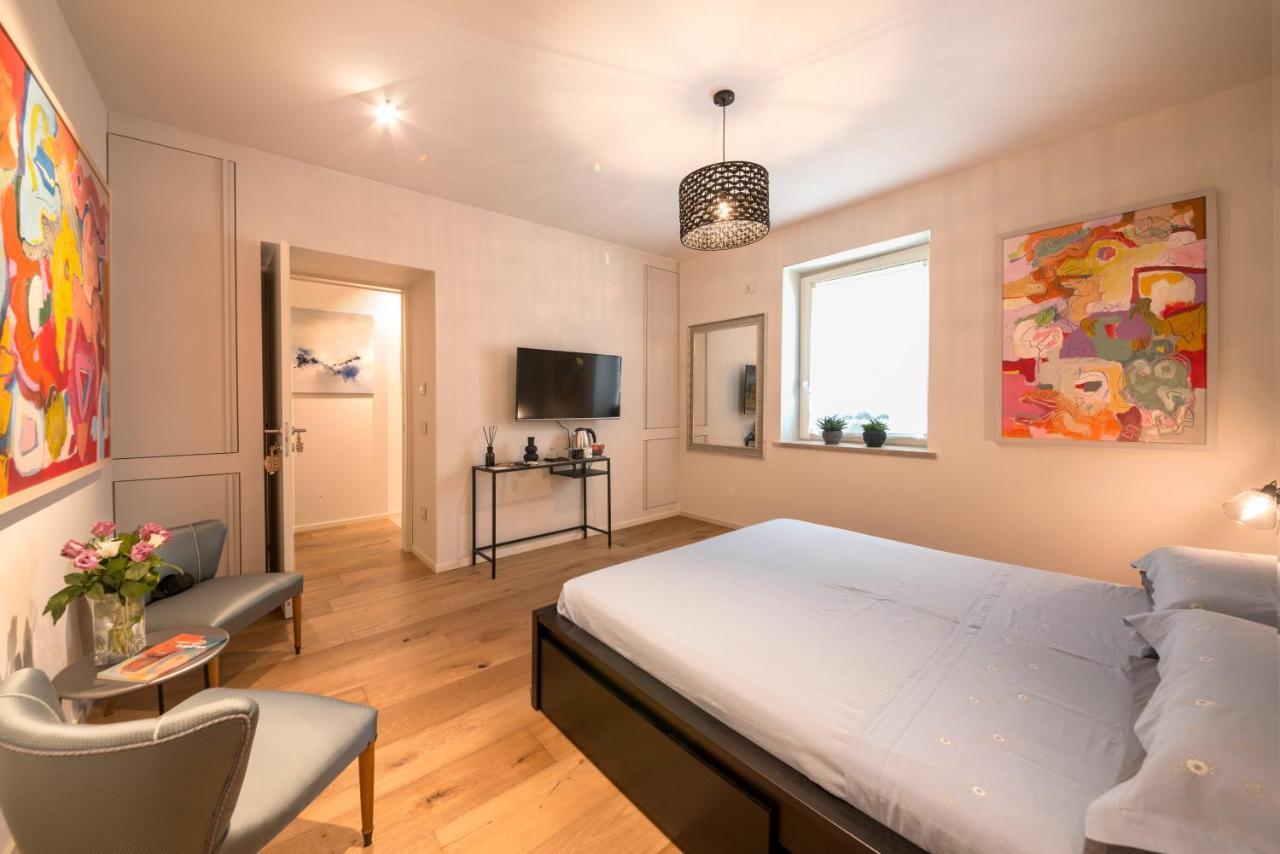 Giuliveto Bed And Breakfast フォリーニョ エクステリア 写真