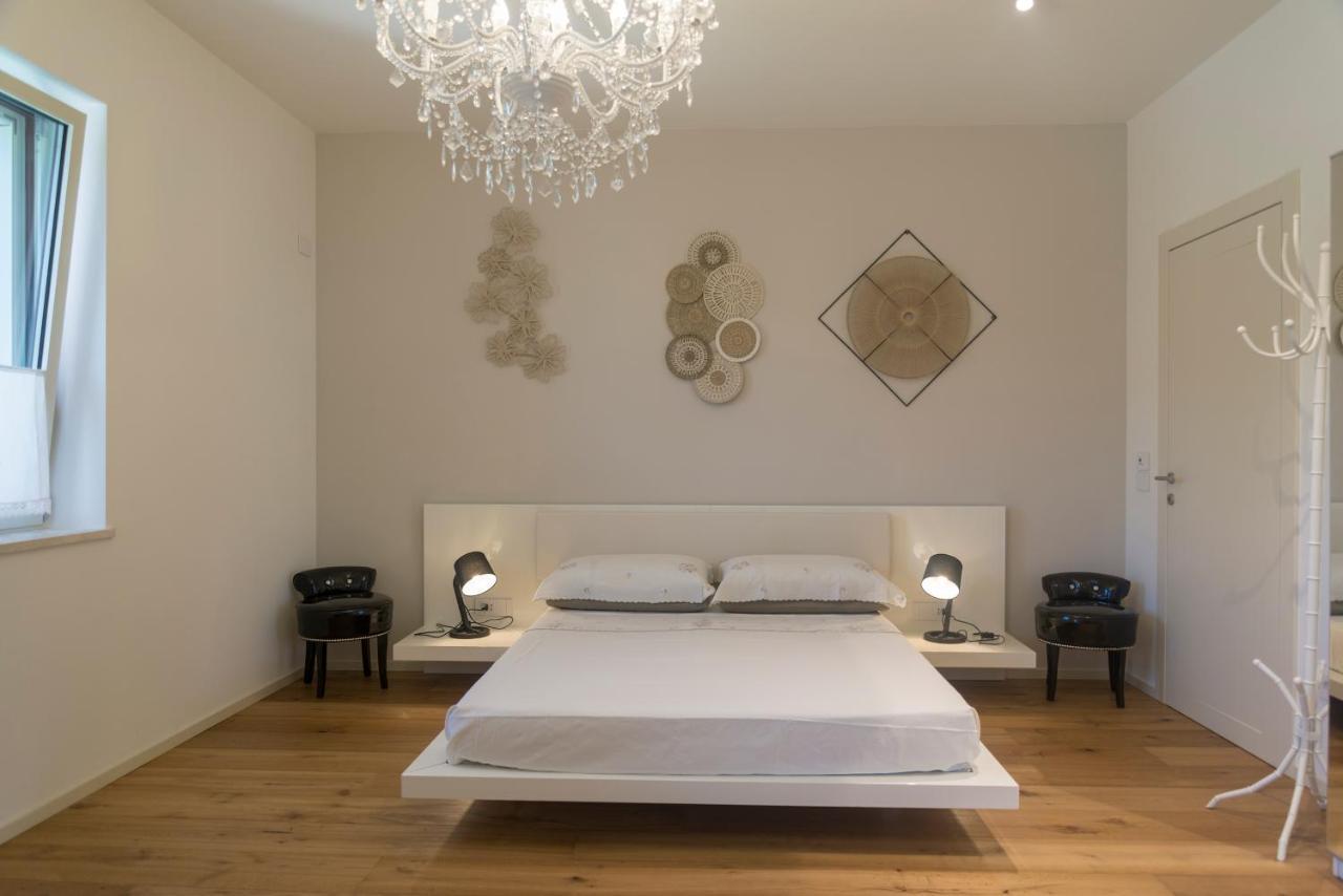 Giuliveto Bed And Breakfast フォリーニョ エクステリア 写真