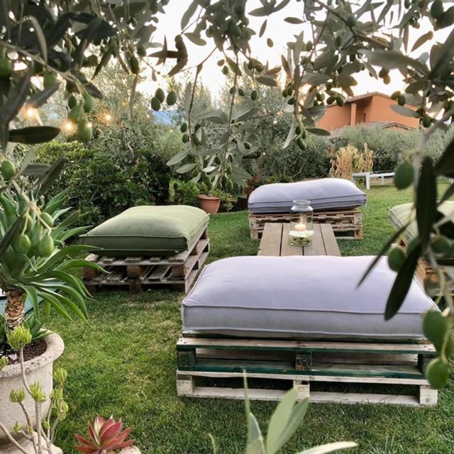 Giuliveto Bed And Breakfast フォリーニョ エクステリア 写真